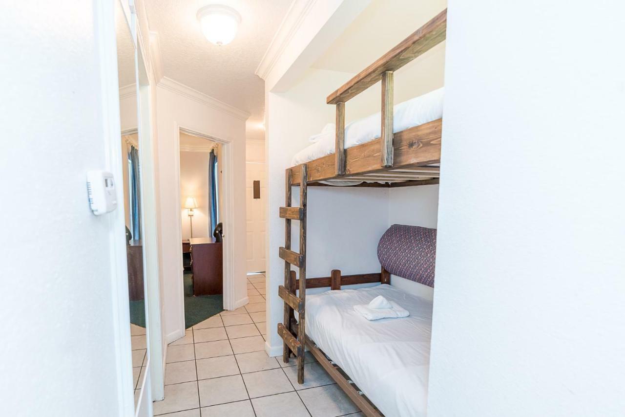 Cozy Value Beach Condo Галвестон Экстерьер фото